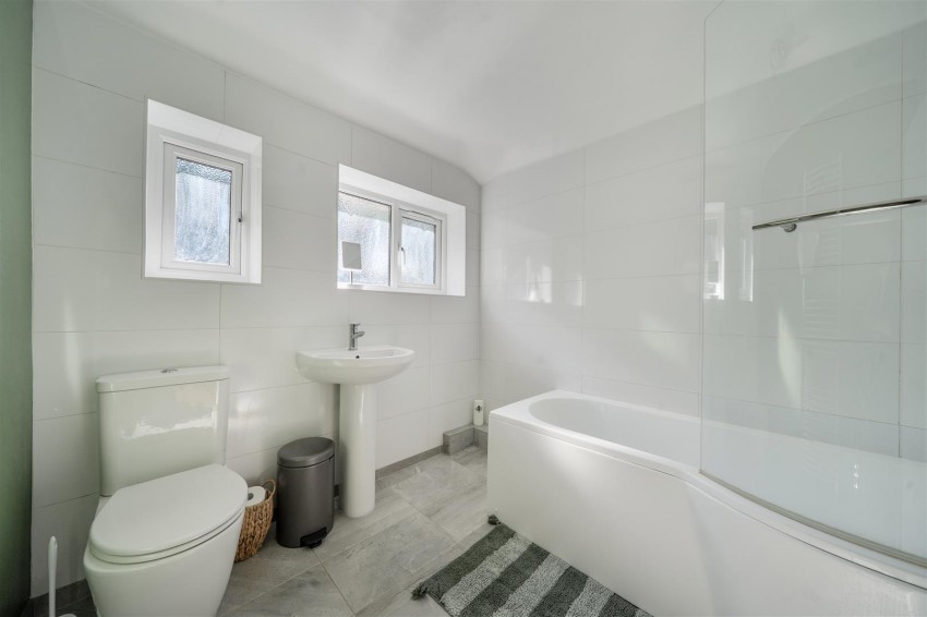 Images for Sheridan Avenue, Caversham, Reading