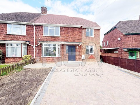 View Full Details for Knights Way, Emmer Green, Reading