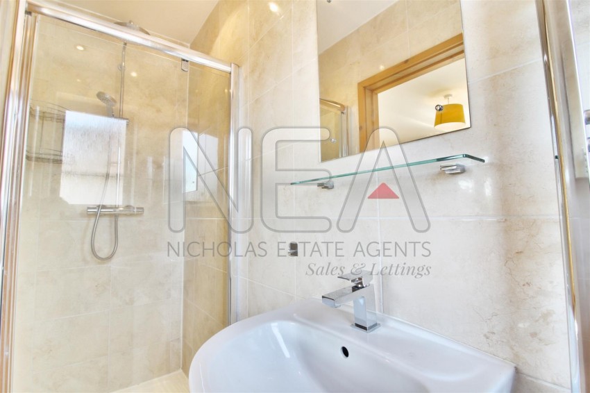 Images for Buxton Avenue, Caversham Heights, Reading