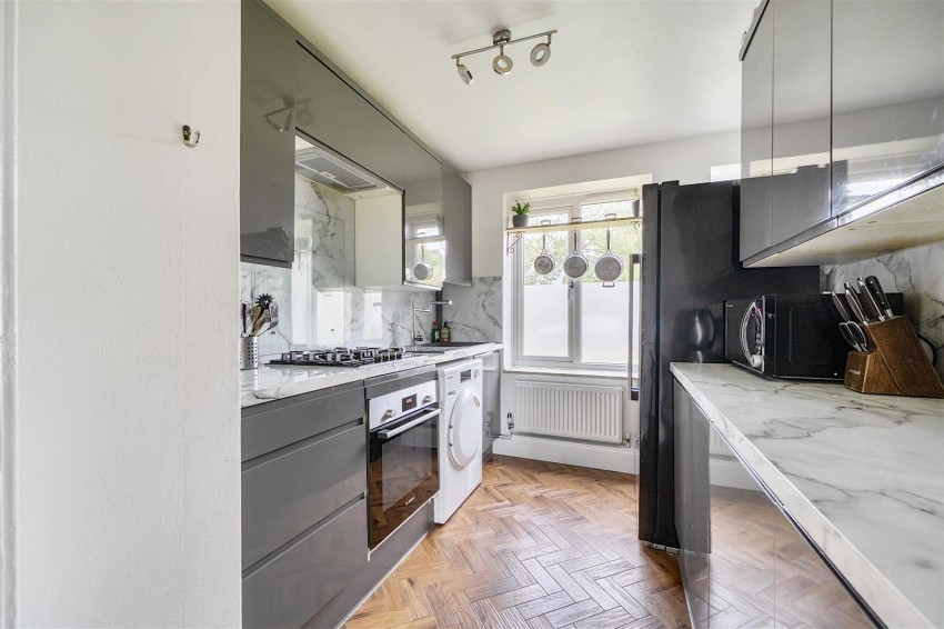 Images for Elizabeth House, Gosbrook Road, Caversham, Reading