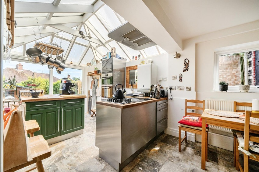 Images for Sheridan Avenue, Caversham, Reading