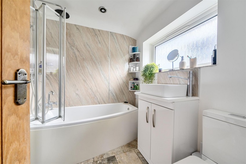 Images for Sheridan Avenue, Caversham, Reading