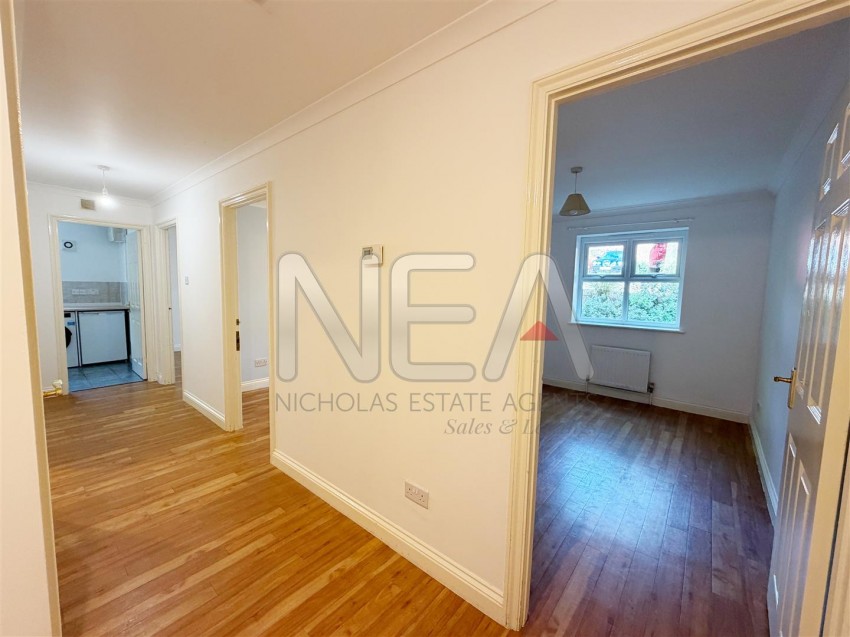 Images for Warren House, St. Peters Avenue, Caversham