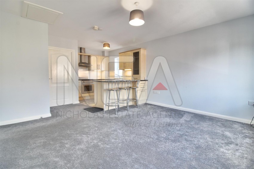 Images for Briants Avenue, Caversham, Reading