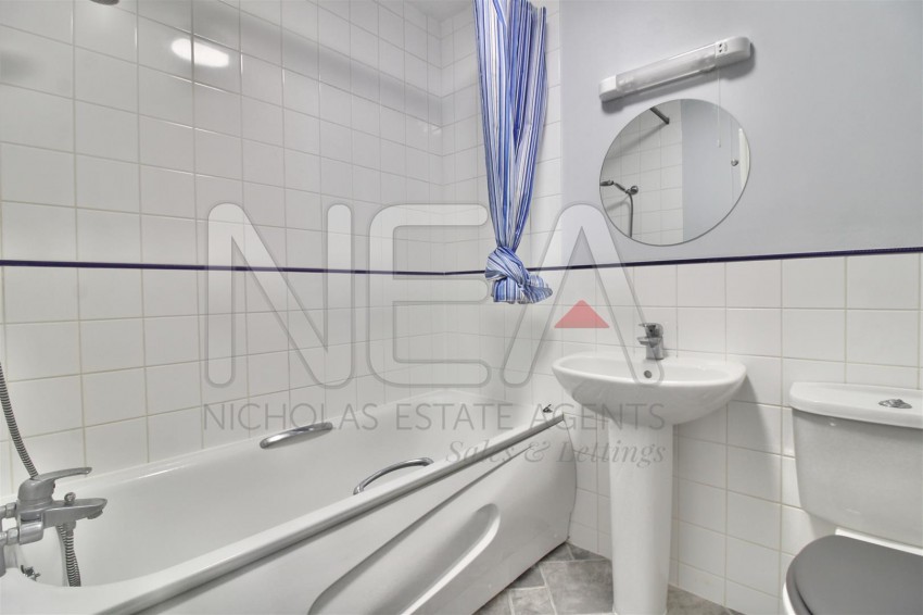 Images for Briants Avenue, Caversham, Reading