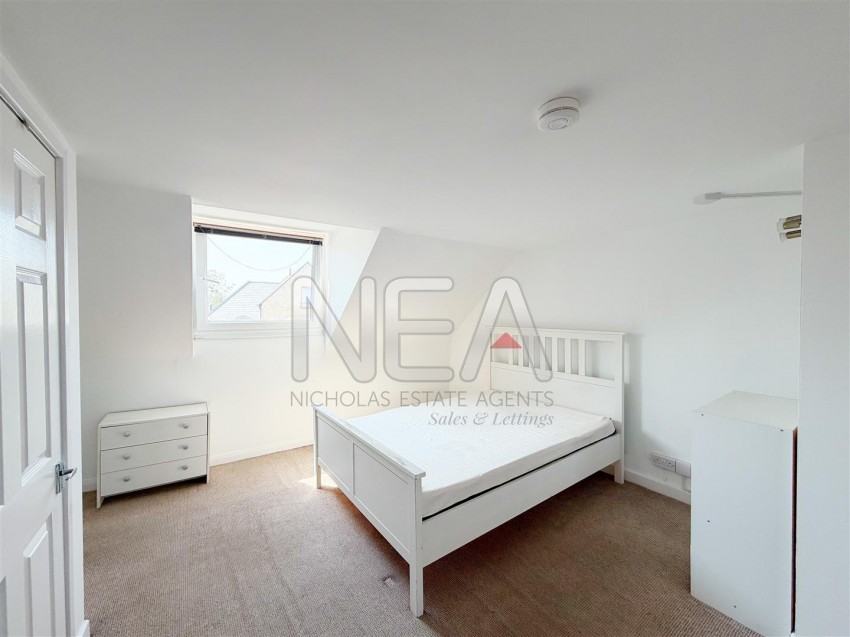 Images for Gosbrook Road, Caversham, Reading
