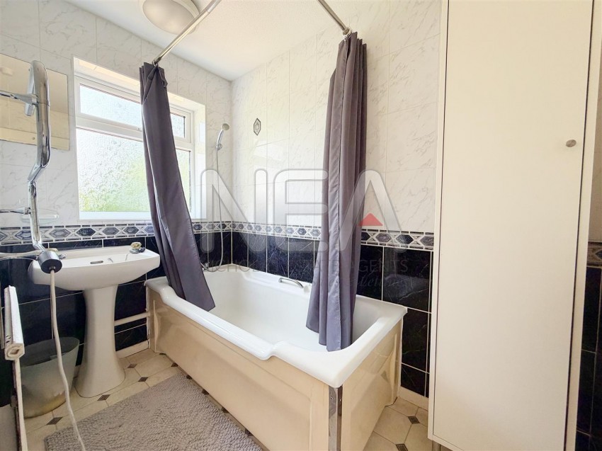 Images for Upper Warren Avenue, Caversham, Reading