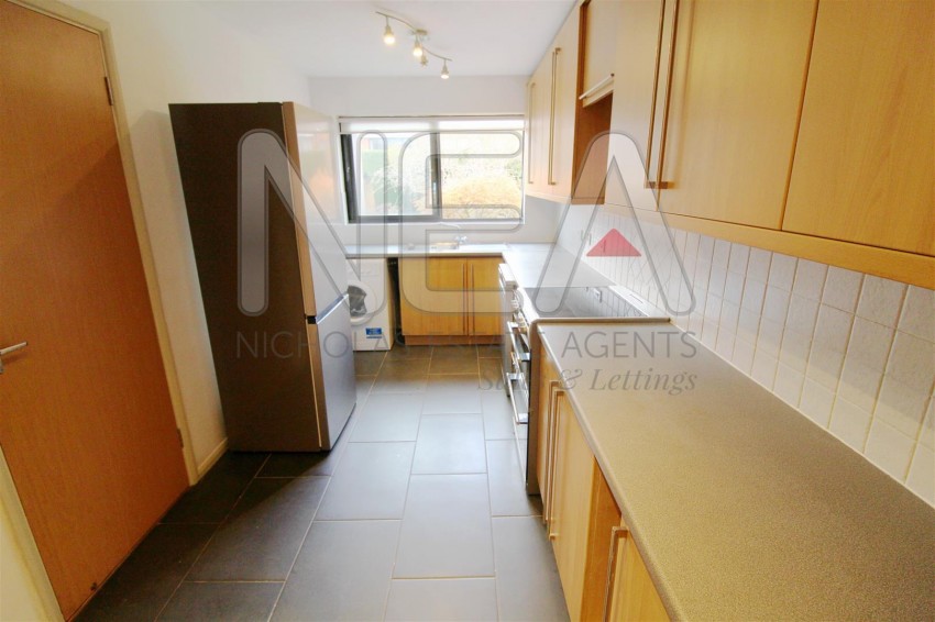 Images for Cardinal Close, Caversham, Reading