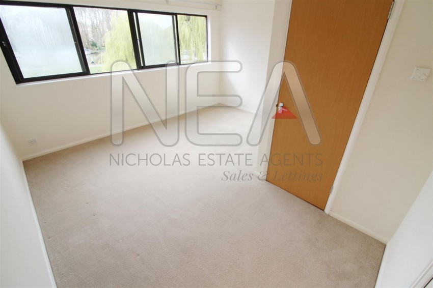 Images for Cardinal Close, Caversham, Reading
