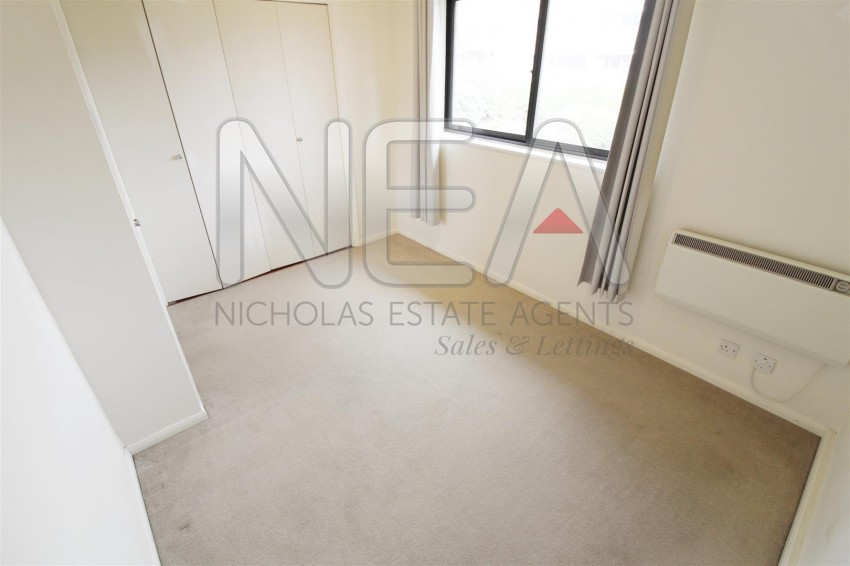 Images for Cardinal Close, Caversham, Reading