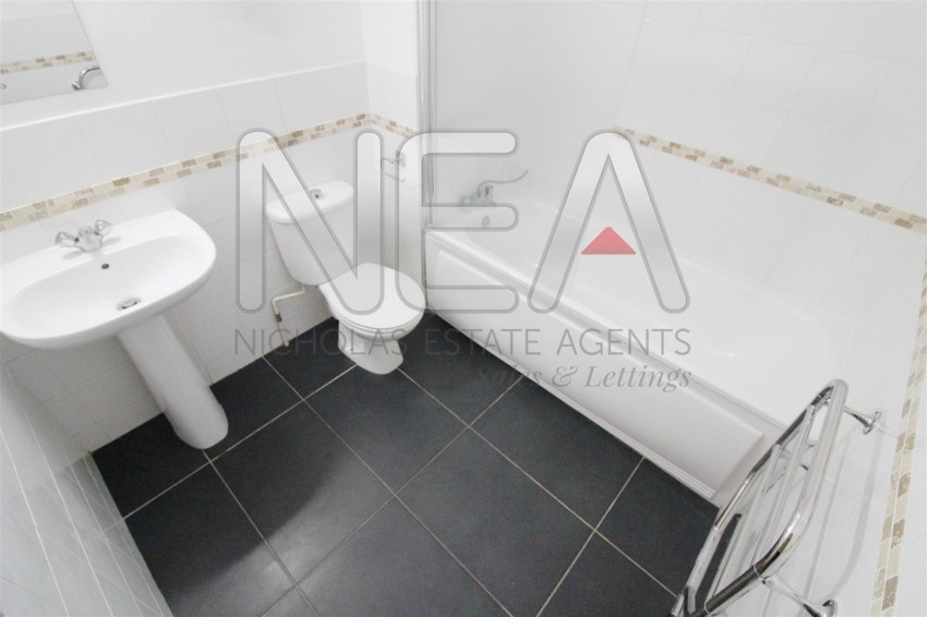Images for Cardinal Close, Caversham, Reading