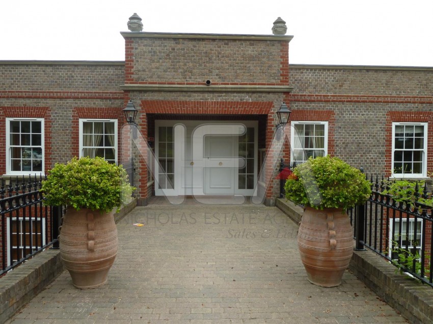 Images for Treetops, Caversham, Reading