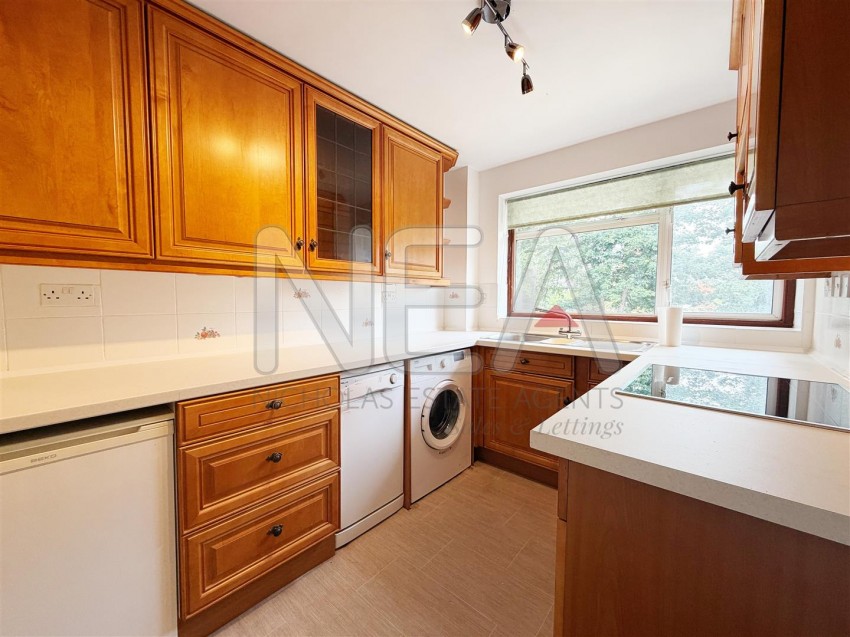 Images for Knighton Close, Caversham, Reading