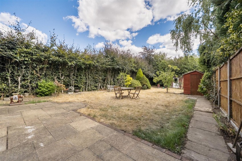 Images for Woodford Close, Caversham, Reading