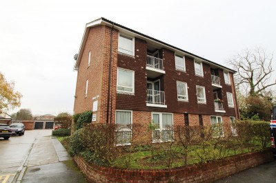 Seller, Monkley Court, Caversham, Reading