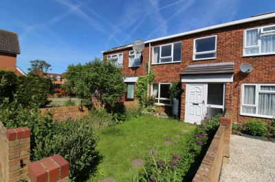 Seller, Rothwell Walk, Caversham, Reading