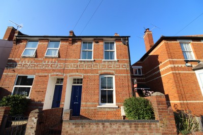 Landlord, Chester Street, Caversham, Reading